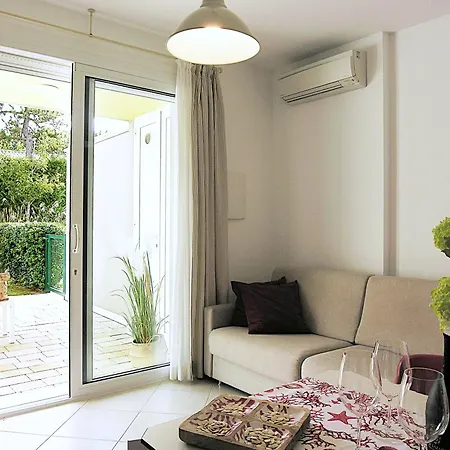 Bosco Dell'impero Nettuno Apartment *