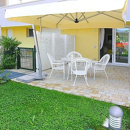 Bosco Dell'impero Nettuno ביביונה