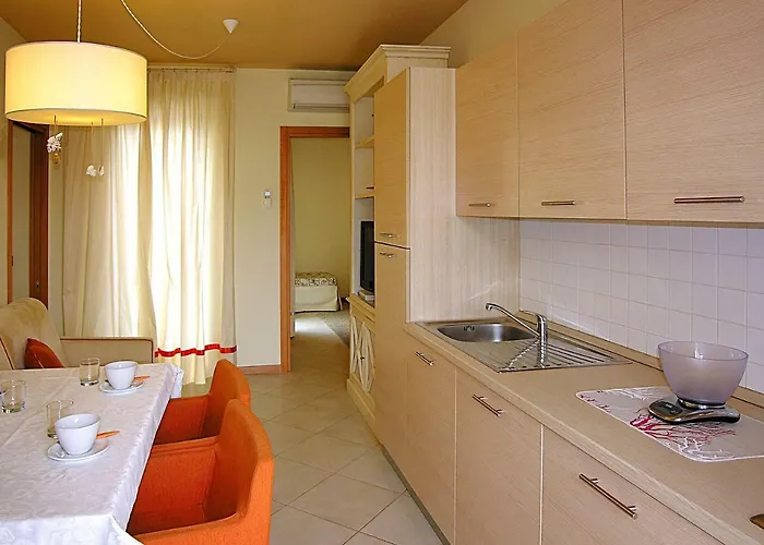 Bosco Dell'impero Nettuno * Μπιμπιόνε