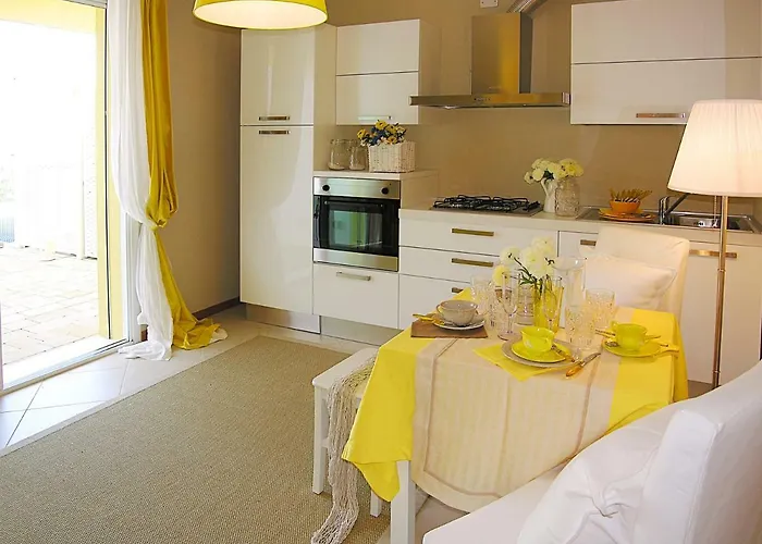 Bosco Dell'impero Nettuno Apartment *